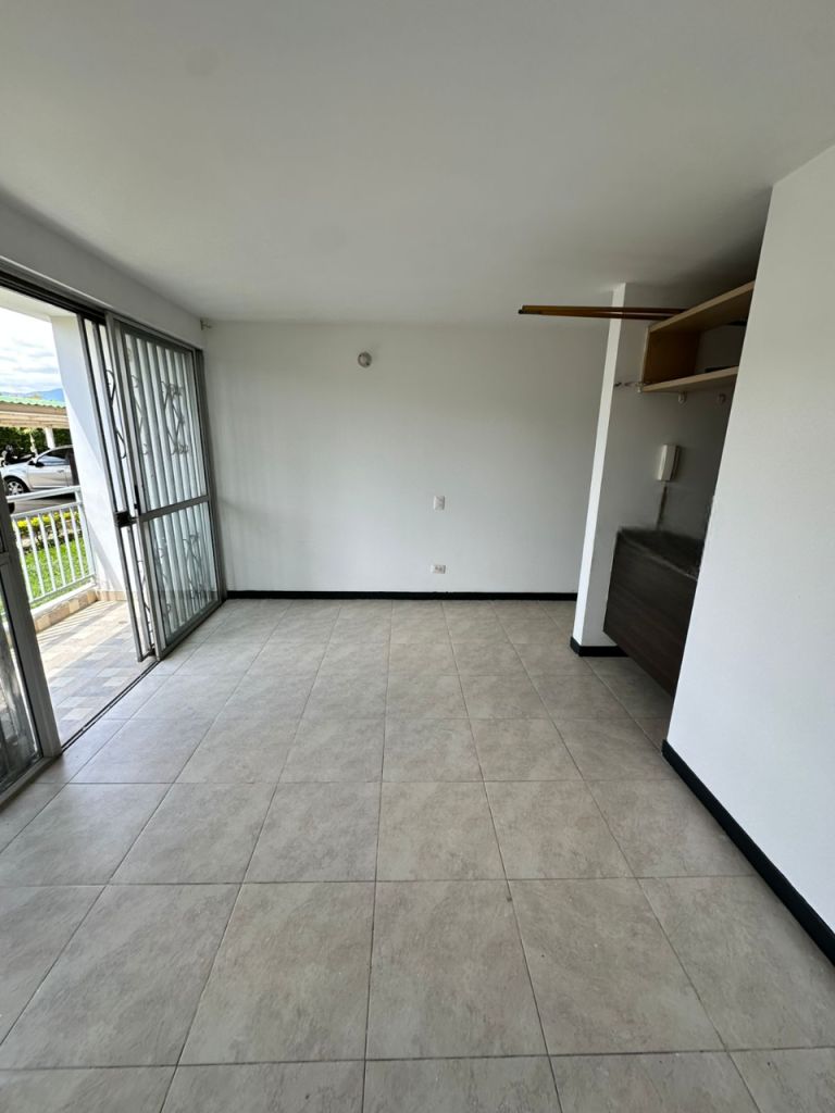 Apartamento en arriendo Valle Del Cauca Cali 12 De Octubre 75 m2 Habitaciones 3 Baños 2 Garajes 1 Precio $1800000