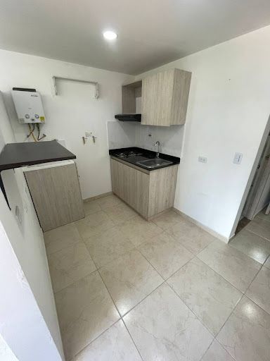 Apartaestudio en arriendo Antioquia Medellín San Javier No1 30 m2 Habitaciones 1 Baños 1 Garajes 1 Precio $1250000