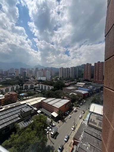 Apartamento en arriendo Antioquia Sabaneta Ancon Sur 70 m2 Habitaciones 3 Baños 2 Garajes 1 Precio $2750000