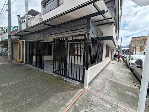 Local en arriendo Cundinamarca Bogotá Prado Veraniego 100 m2 Habitaciones 0 Baños 1 Garajes 1 Precio $2900000