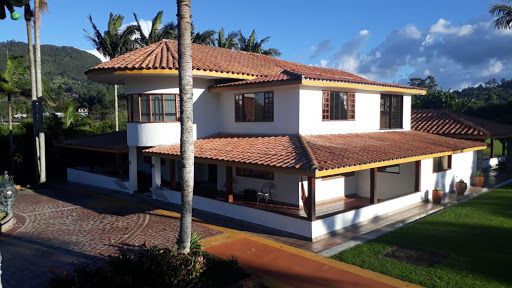 Finca en venta Antioquia Rionegro Urbanizacion Altos De Pereira 1000 m2 Habitaciones 5 Baños 7 Garajes 7 Precio $4800000000