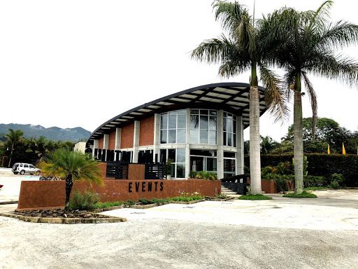 Local en arriendo Antioquia Rionegro Urbanizacion Altos De Pereira 700 m2 Habitaciones 0 Baños 7 Garajes 40 Precio $15000000