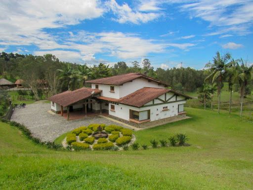 Finca en venta Antioquia Rionegro Urbanizacion Altos De Pereira 550 m2 Habitaciones 4 Baños 4 Garajes 2 Precio $17500000000