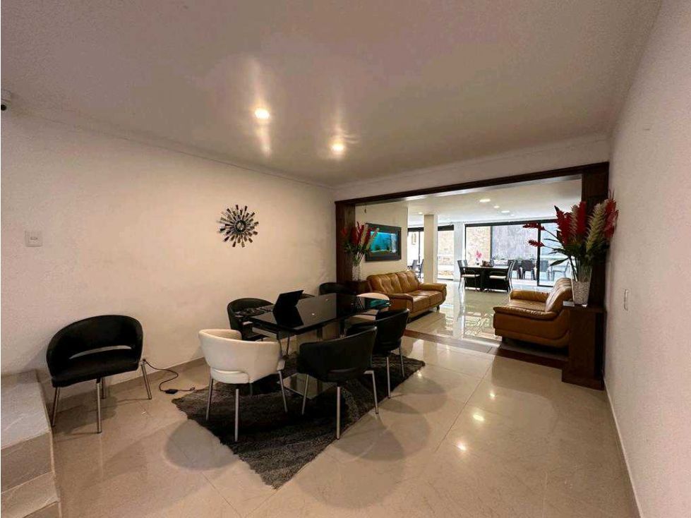 Casa en venta Antioquia Medellín El Tesoro 425 m2 Habitaciones 4 Baños 8 Garajes 3 Precio $1900000000