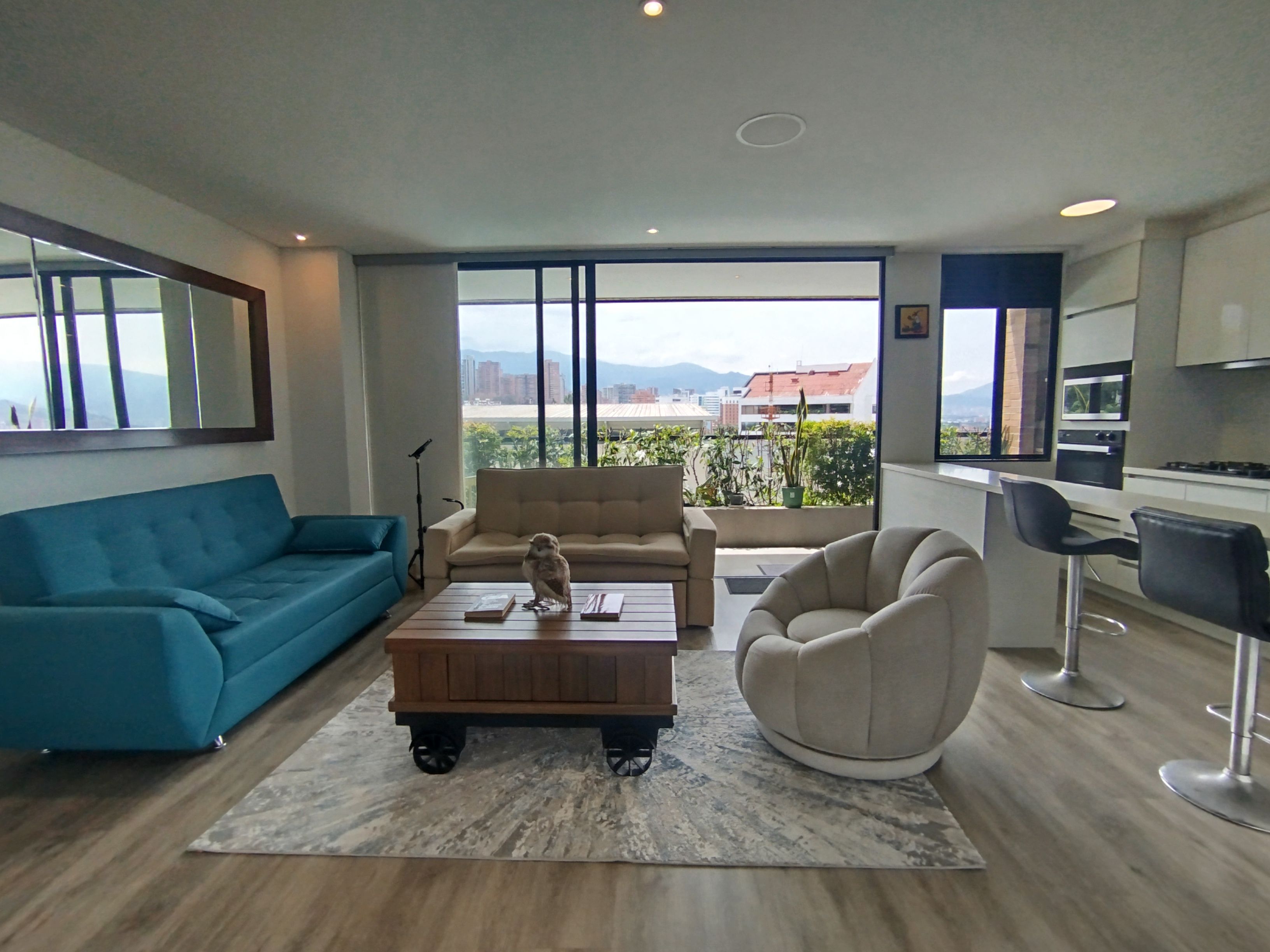 Apartamento en arriendo Antioquia Medellín La Linde 94 m2 Habitaciones 2 Baños 3 Garajes 2 Precio $6250000