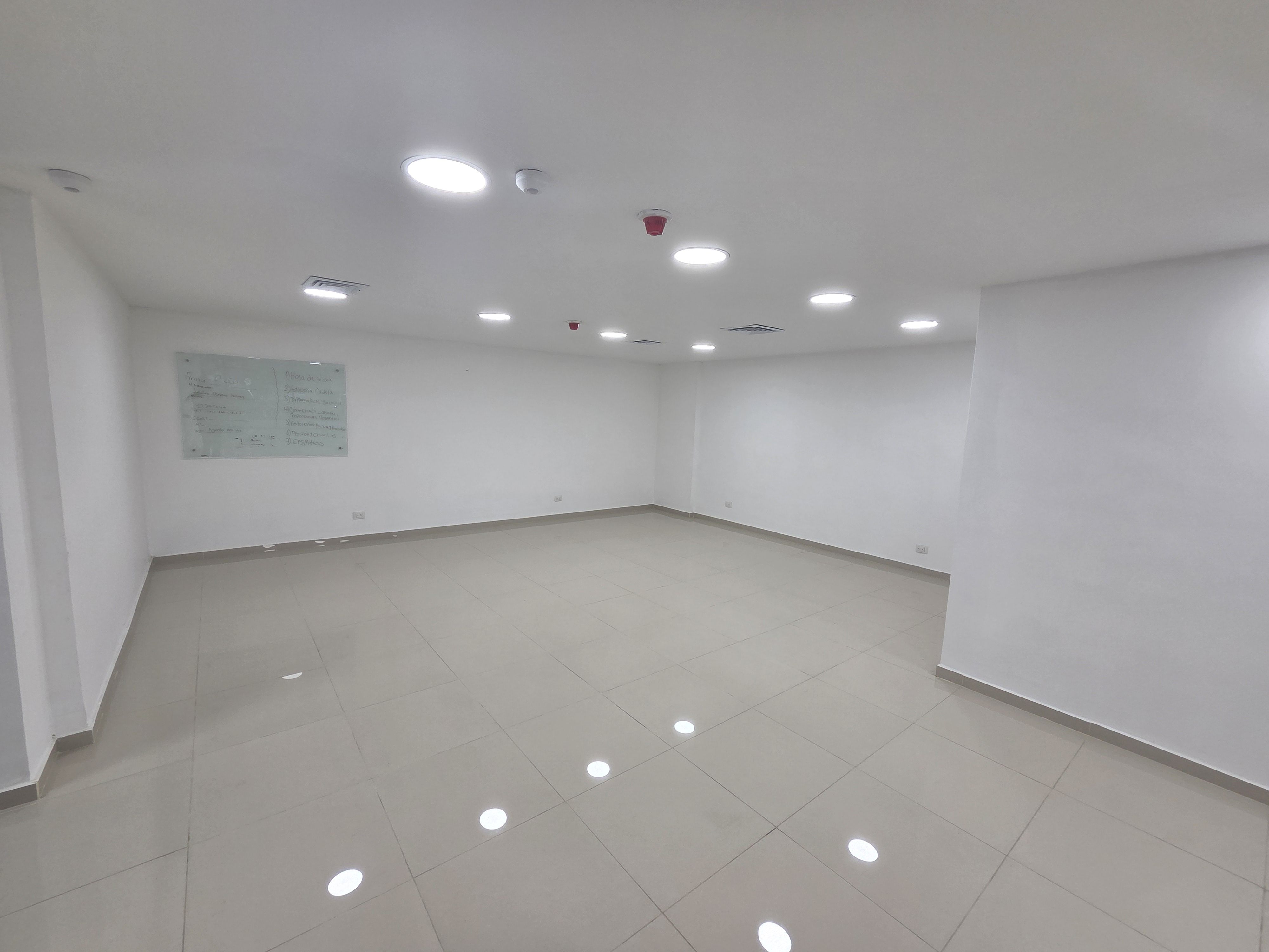 Local en arriendo Atlántico Barranquilla Villa Country 200 m2 Habitaciones 0 Baños 3 Garajes 3 Precio $11500000