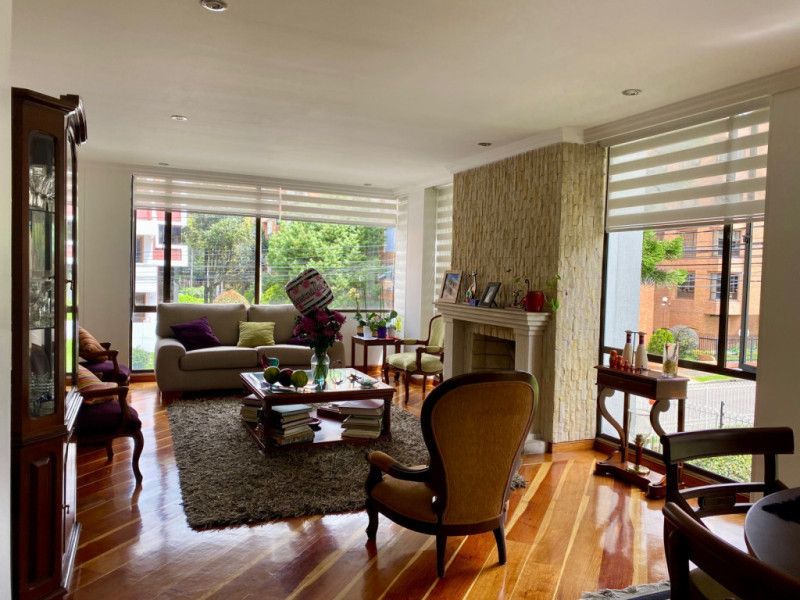 Apartamento en venta Cundinamarca Bogotá Santa Bibiana 150 m2 Habitaciones 3 Baños 4 Garajes 3 Precio $980000000