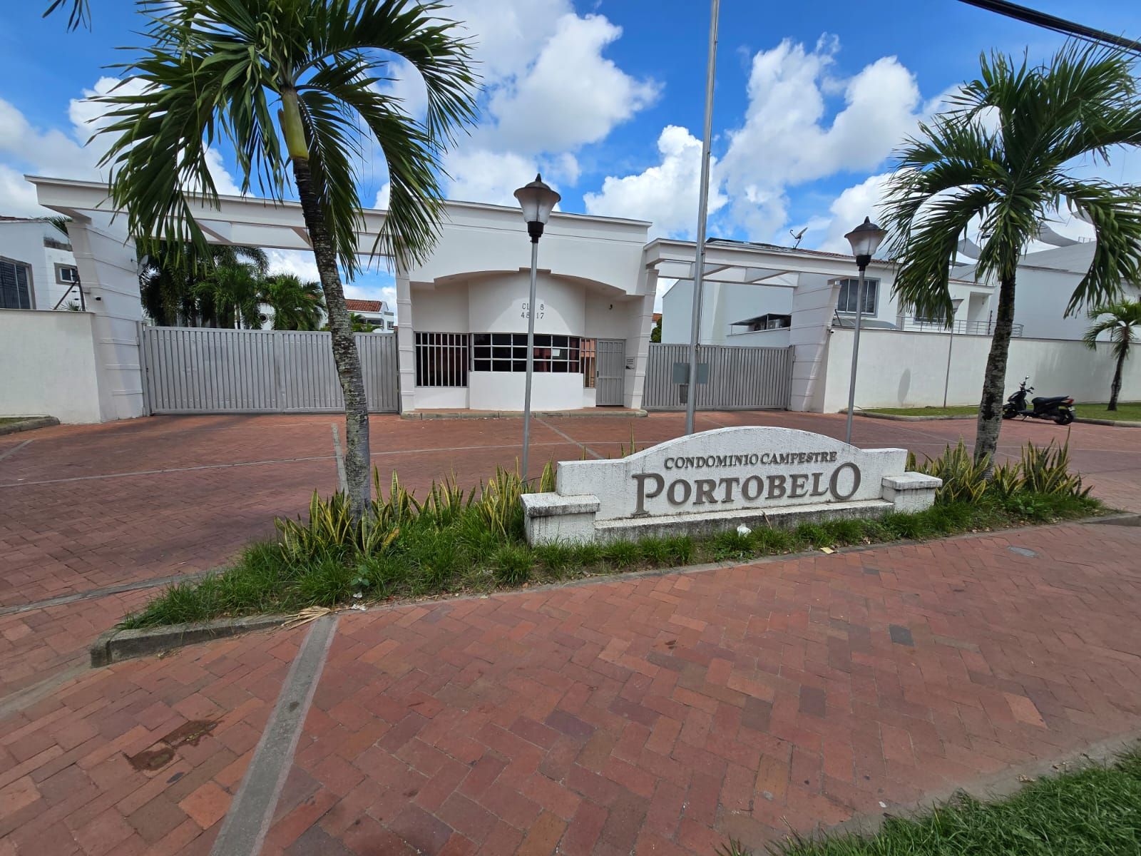 Casa en arriendo Huila Neiva El Faro 266 m2 Habitaciones 5 Baños 5 Garajes 4 Precio $6000000