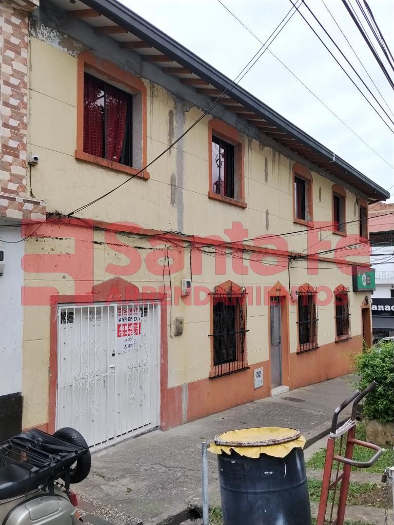 Local en arriendo Antioquia Medellín Campo Valdes No 1 13 m2 Habitaciones 0 Baños 1 Garajes 0 Precio $1300000