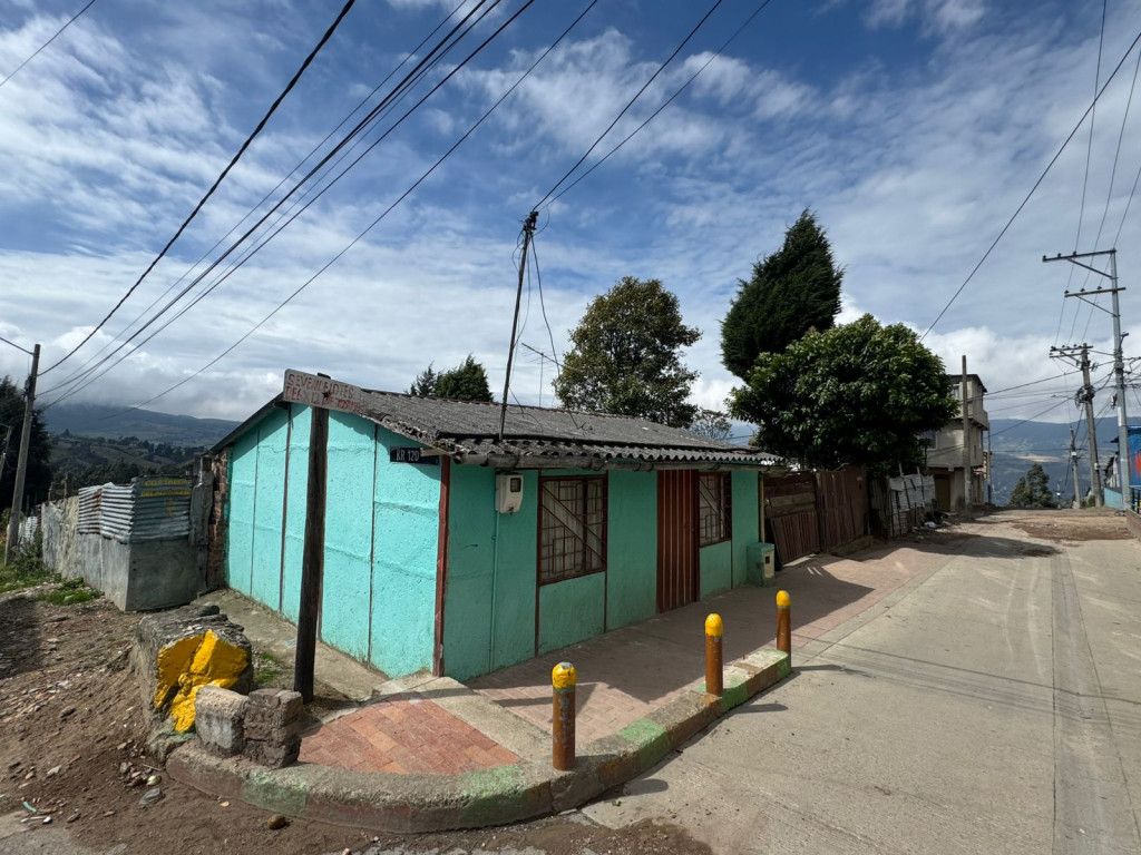 Casa en venta Cundinamarca Bogotá Villa Diana 82 m2 Habitaciones 2 Baños 1 Garajes 0 Precio $800000000