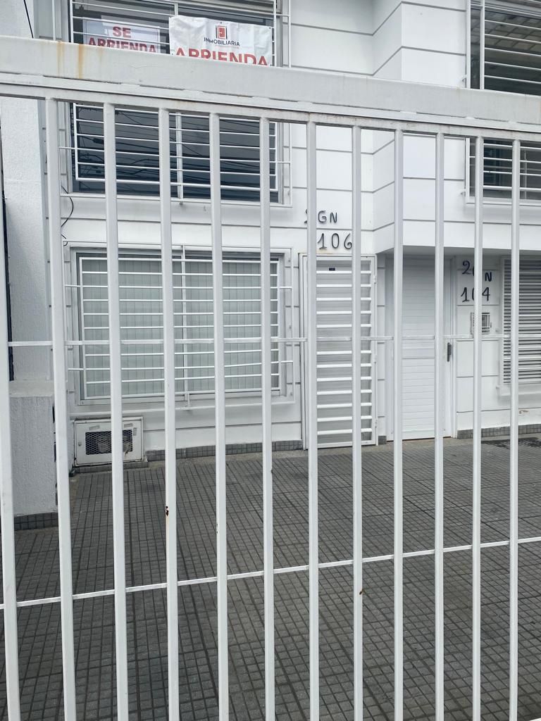 Apartaestudio en arriendo Valle Del Cauca Cali Urbanización La Merced 50 m2 Habitaciones 1 Baños 1 Garajes 0 Precio $1100000