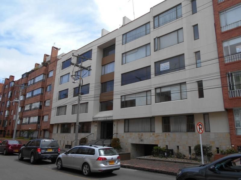 Apartamento en venta Cundinamarca Bogotá Campo Alegre 166 m2 Habitaciones 3 Baños 3 Garajes 2 Precio $1150000000