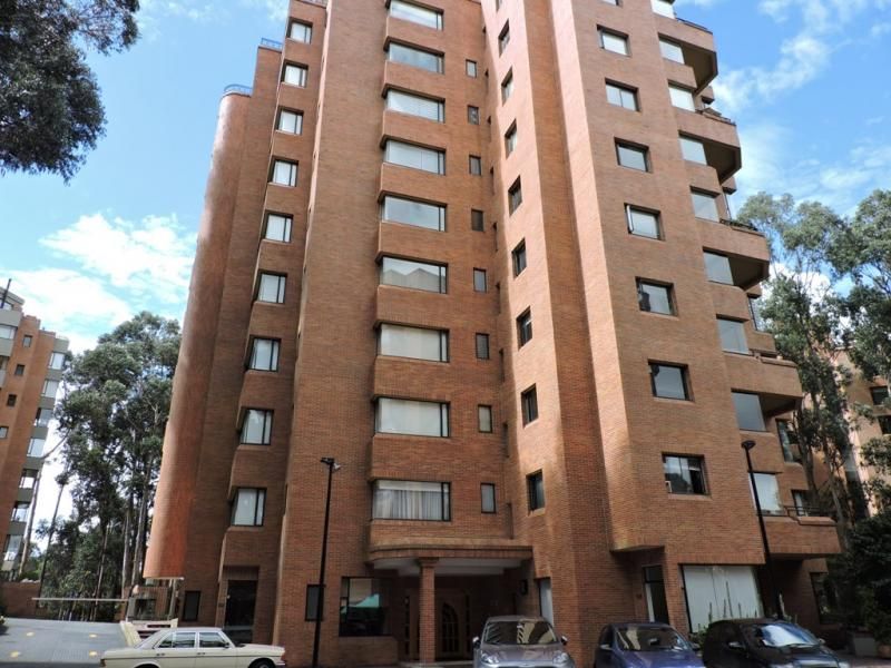 Apartamento en venta Cundinamarca Bogotá Monte Arroyo 372 m2 Habitaciones 4 Baños 6 Garajes 4 Precio $3500000000