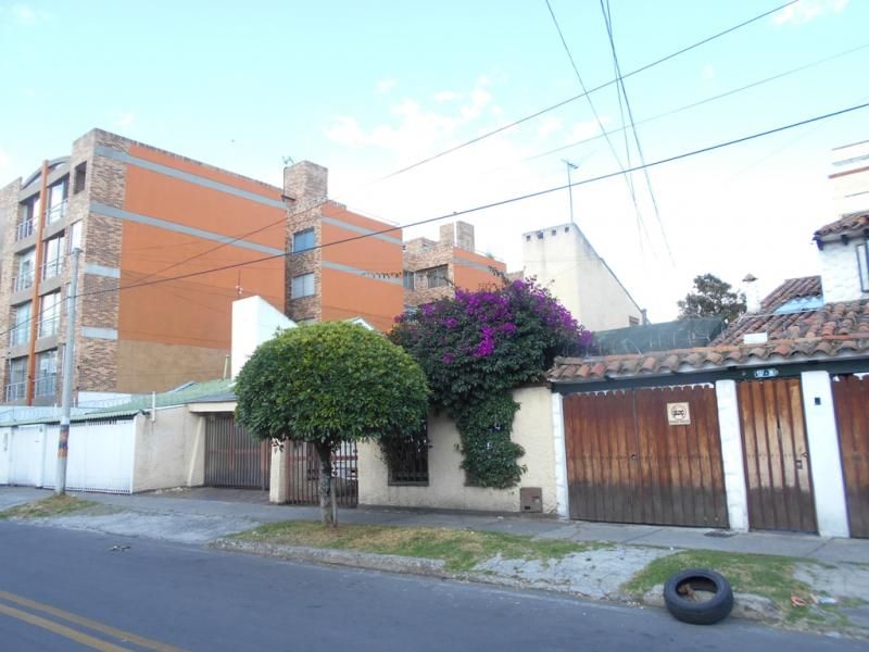 Casa en venta Cundinamarca Bogotá El Contador 225 m2 Habitaciones 3 Baños 3 Garajes 4 Precio $1800000000