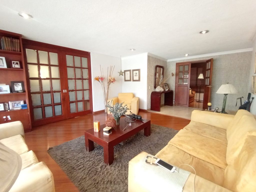 Apartamento en venta Cundinamarca Bogotá Chico Norte Et Iii 122 m2 Habitaciones 2 Baños 3 Garajes 2 Precio $650000000