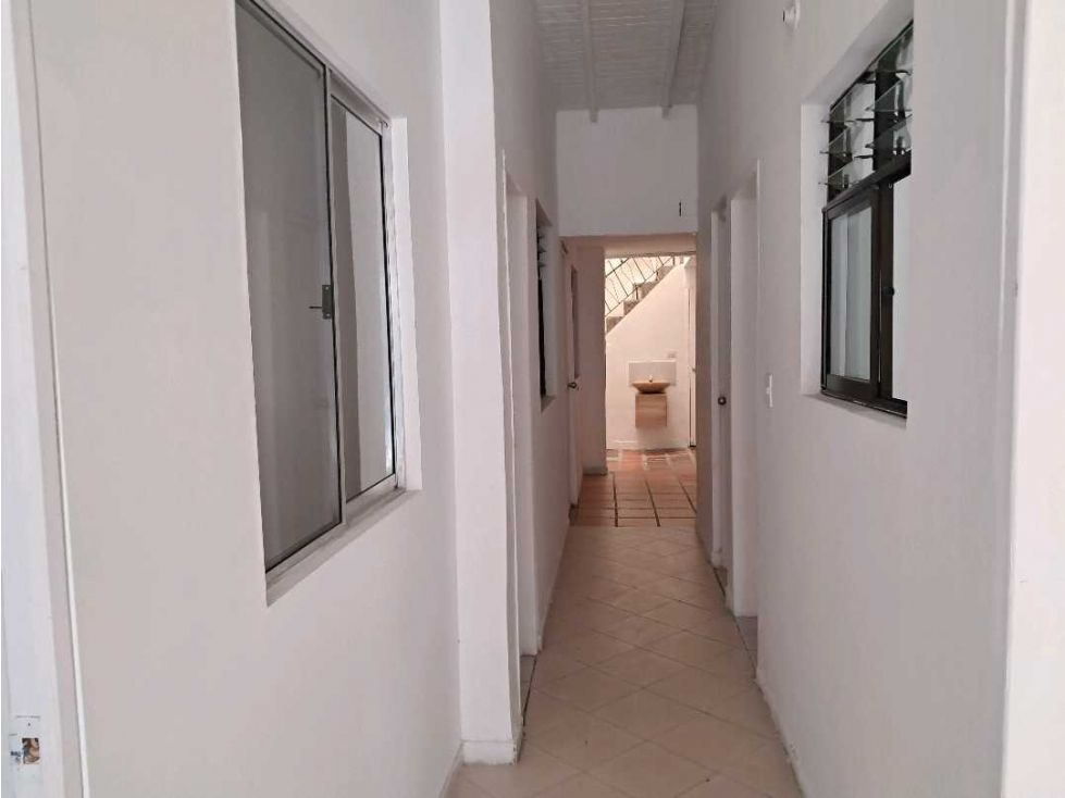 Casa en arriendo Antioquia Medellín El Salado 150 m2 Habitaciones 10 Baños 4 Garajes 0 Precio $5400000