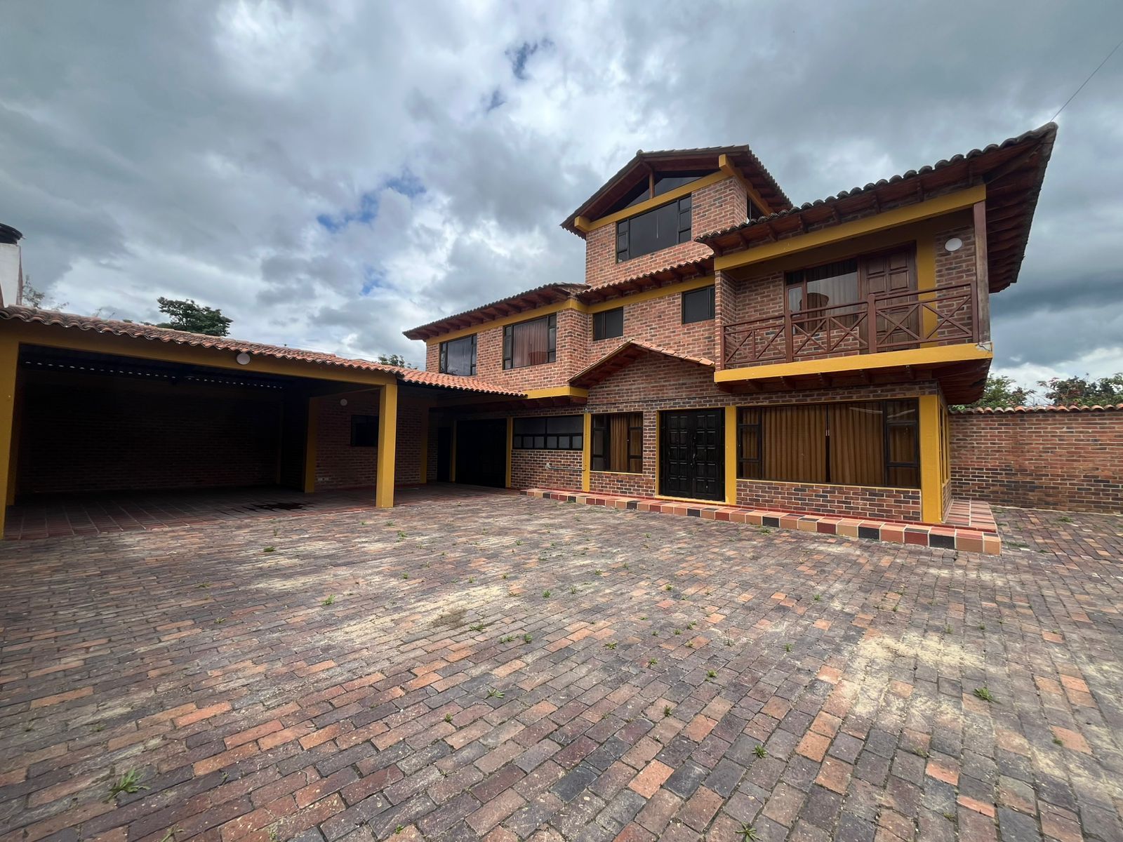 Casa Campestre en venta Cundinamarca Tabio Tabio 240 m2 Habitaciones 3 Baños 5 Garajes 6 Precio $1200000000