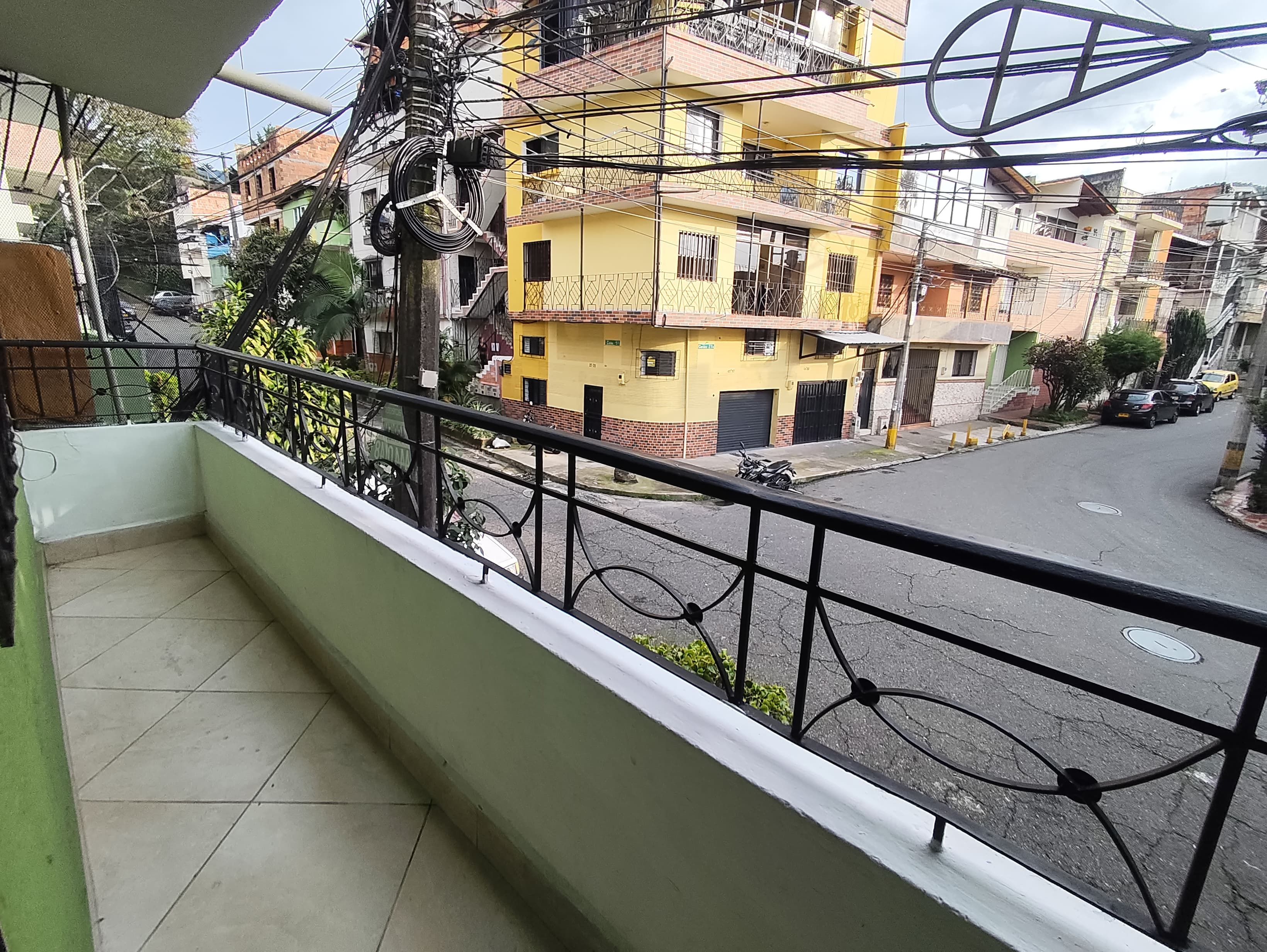 Casa en arriendo Antioquia Medellín Buenos Aires 60 m2 Habitaciones 3 Baños 2 Garajes 0 Precio $2300000