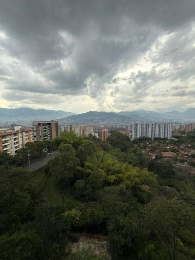 Apartamento en arriendo Antioquia Envigado El Esmeraldal 65 m2 Habitaciones 2 Baños 2 Garajes 1 Precio $3400000