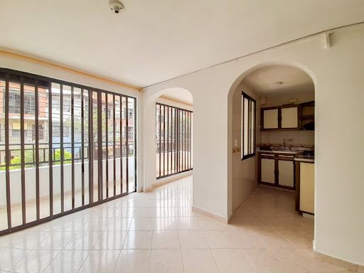 Casa en arriendo Antioquia Envigado Obrero 90 m2 Habitaciones 3 Baños 2 Garajes 0 Precio $2350000