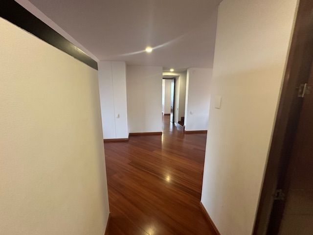 Apartamento en venta Cundinamarca Bogotá Suba Naranjos 208 m2 Habitaciones 4 Baños 4 Garajes 4 Precio $1800000000