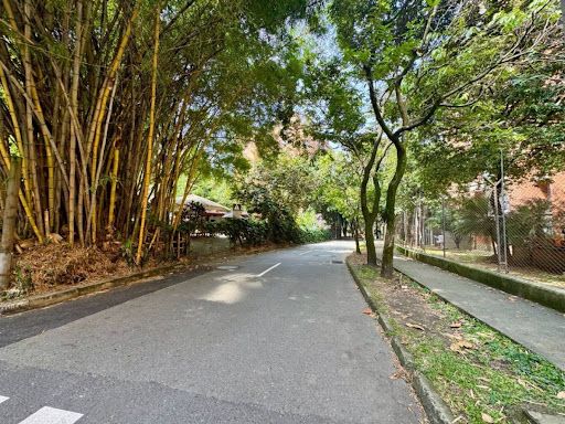 Apartamento en venta Antioquia Envigado Villa Grande 130 m2 Habitaciones 3 Baños 4 Garajes 2 Precio $970000000