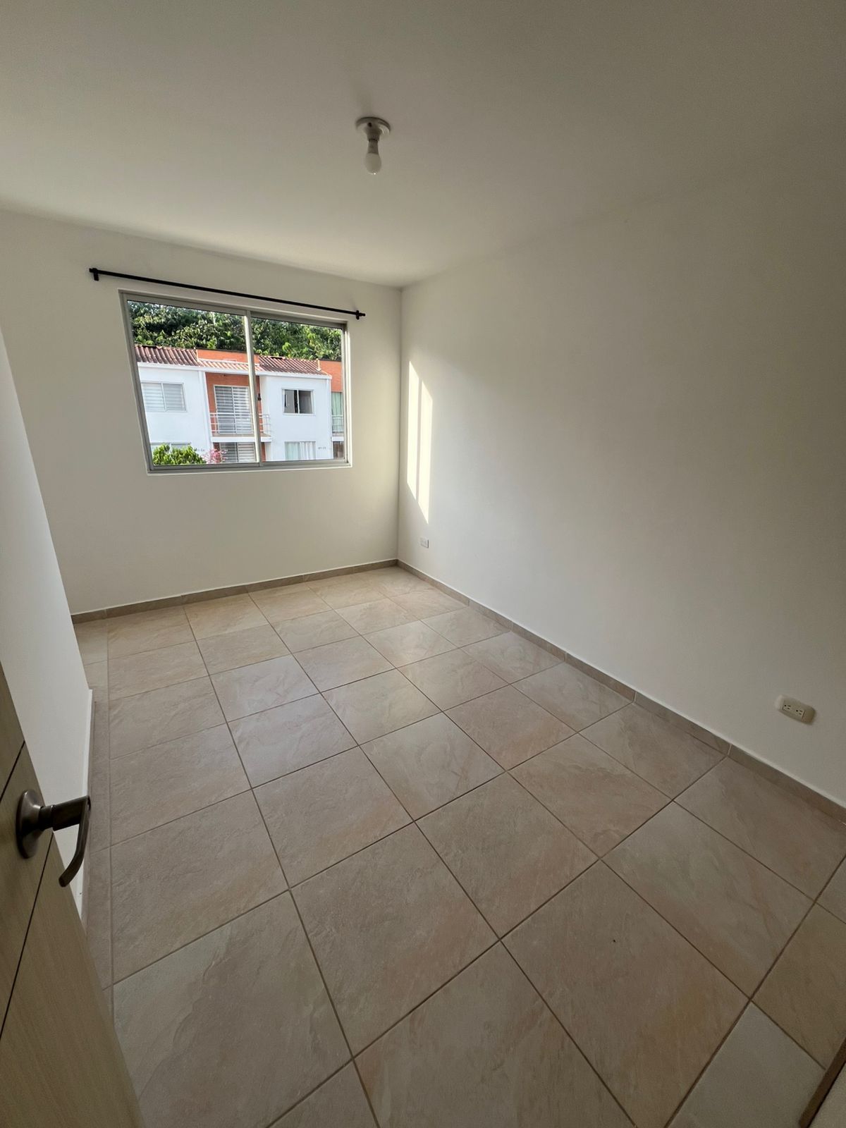 Casa en arriendo Risaralda Pereira La Pupi 100 m2 Habitaciones 2 Baños 2 Garajes 1 Precio $1950000