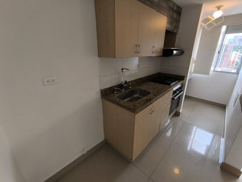 Apartamento en arriendo Antioquia Sabaneta Tres Esquinas 75 m2 Habitaciones 2 Baños 2 Garajes 0 Precio $2700000