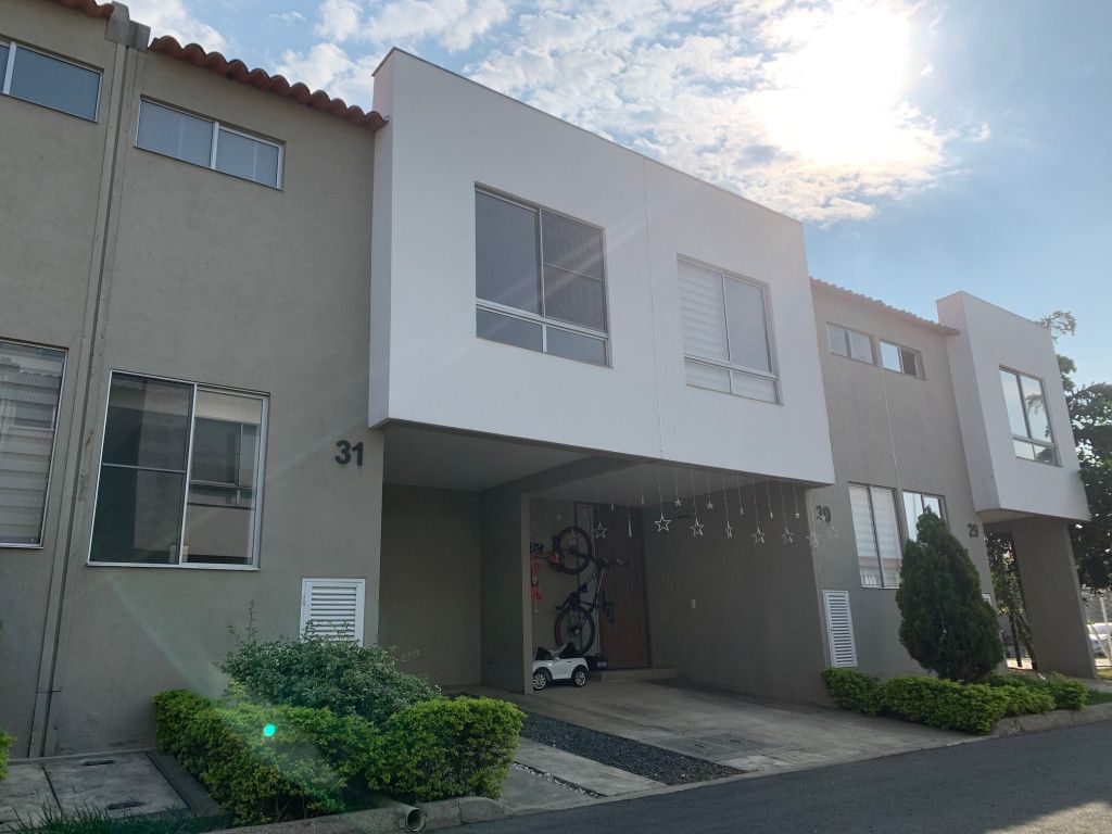 Casa en arriendo Valle Del Cauca Jamundí Libertadores 160 m2 Habitaciones 3 Baños 3 Garajes 0 Precio $1850000