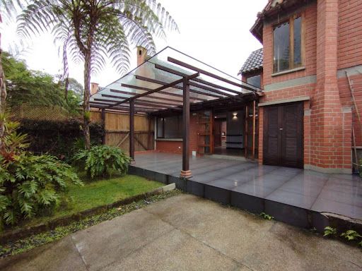 Casa en arriendo Antioquia El Retiro El Retiro 240 m2 Habitaciones 4 Baños 4 Garajes 2 Precio $8663000