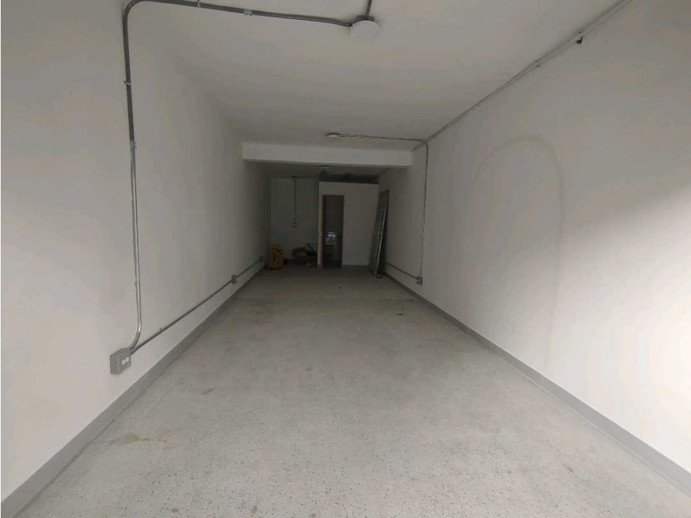 Local en arriendo Antioquia Medellín San Bernardo 43 m2 Habitaciones 0 Baños 1 Garajes 0 Precio $3300000