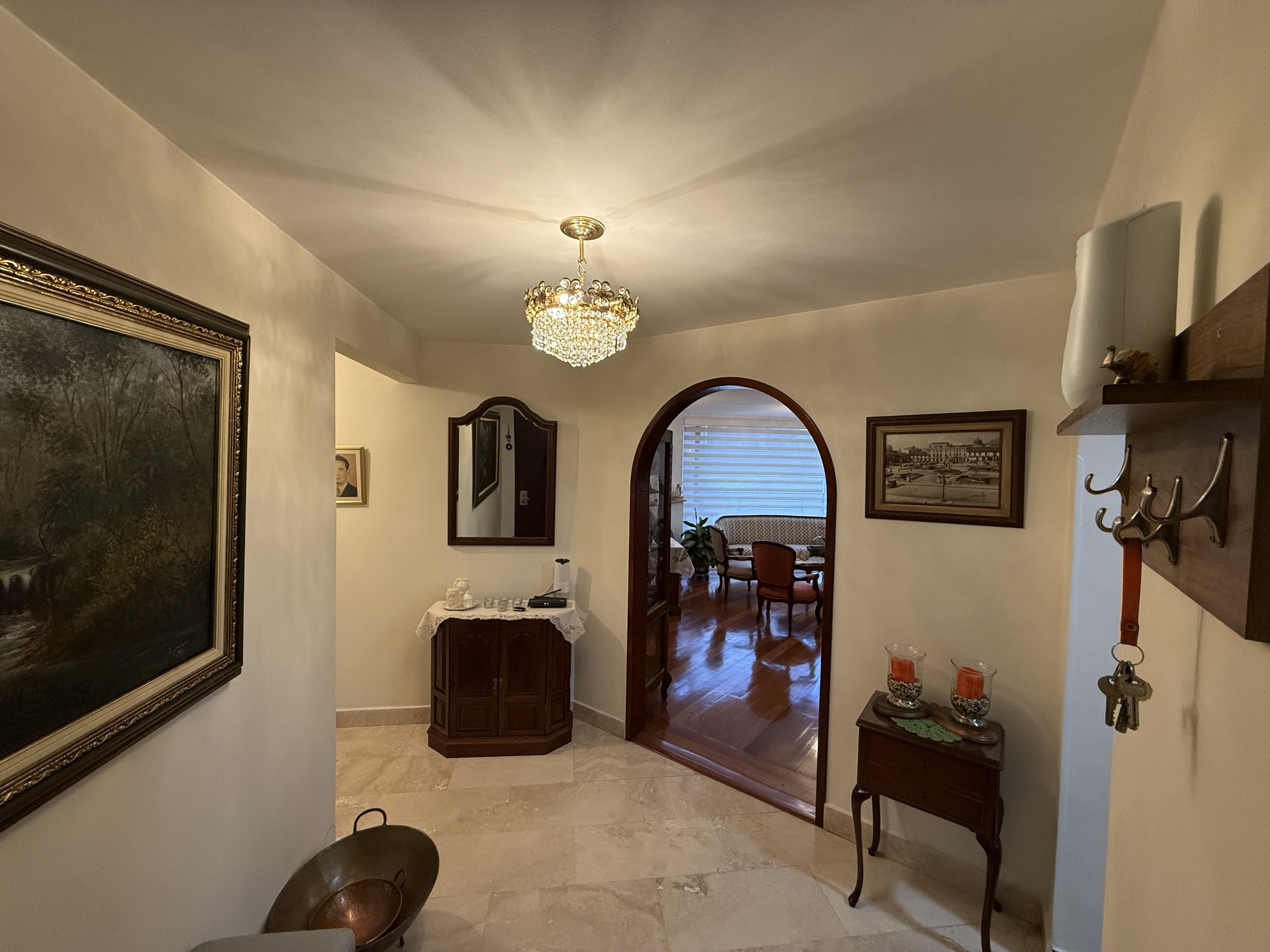 Apartamento en venta Cundinamarca Bogotá Prados De La Calleja 135 m2 Habitaciones 3 Baños 3 Garajes 2 Precio $830000000