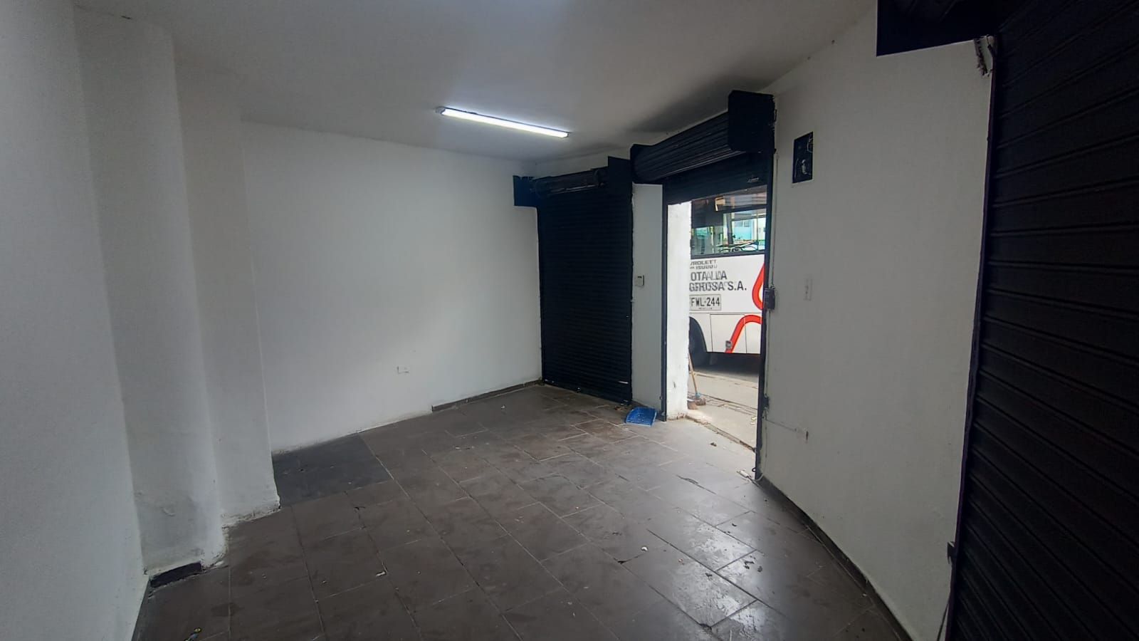 Local en arriendo Antioquia Medellín Colon 20 m2 Habitaciones 0 Baños 1 Garajes 0 Precio $2300000