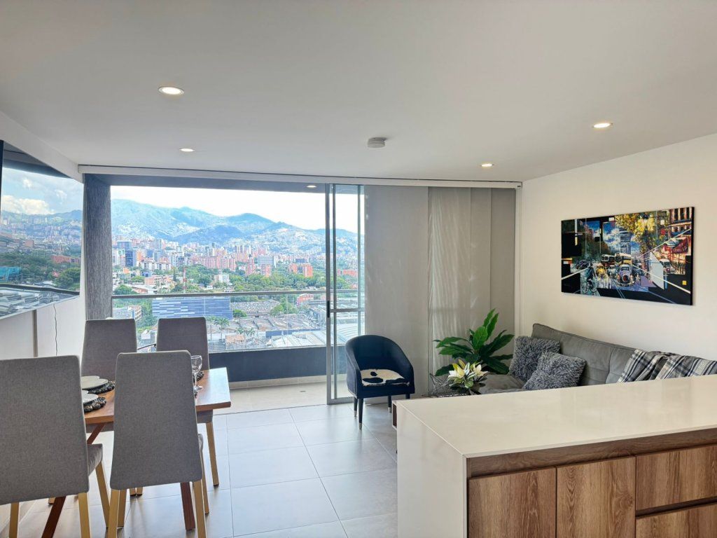 Apartamento en arriendo Antioquia Medellín Villa Carlota 86 m2 Habitaciones 2 Baños 3 Garajes 1 Precio $6400000