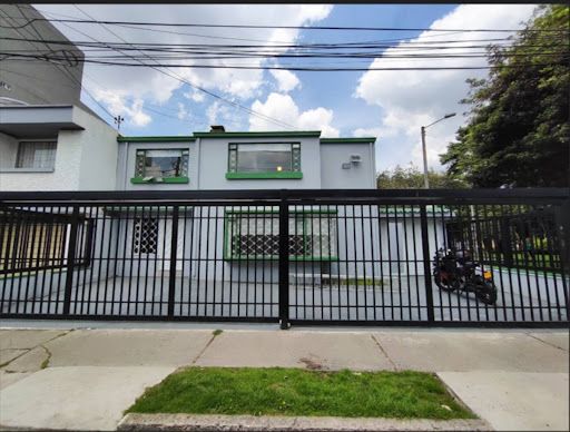 Apartaestudio en arriendo Cundinamarca Bogotá Normandia Occidental 120 m2 Habitaciones 3 Baños 2 Garajes 1 Precio $4000000