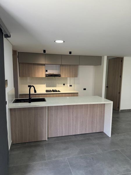 Apartamento en venta Antioquia Medellín La Castellana 118 m2 Habitaciones 3 Baños 2 Garajes 1 Precio $970000000