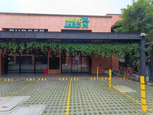 Local en arriendo Antioquia La Ceja Fray Eugenio Ramirez Salazar 57 m2 Habitaciones 0 Baños 1 Garajes 0 Precio $6000000