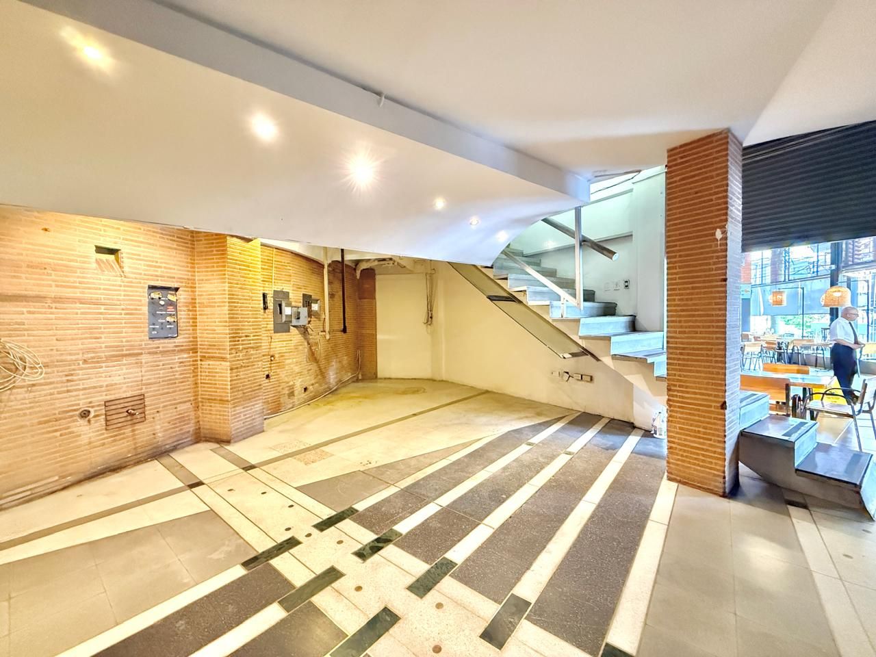 Local en arriendo Risaralda Pereira Cambulos 92 m2 Habitaciones 0 Baños 1 Garajes 0 Precio $8000000