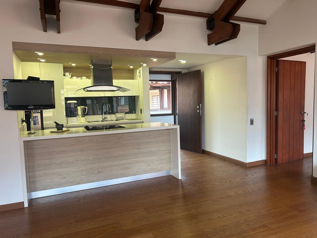 Apartaestudio en arriendo Cundinamarca Bogotá Plenitud 66 m2 Habitaciones 1 Baños 2 Garajes 1 Precio $4950000