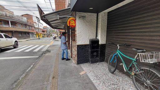 Local en arriendo Antioquia Itagüí Los Naranjos 95 m2 Habitaciones 0 Baños 2 Garajes 0 Precio $3800000