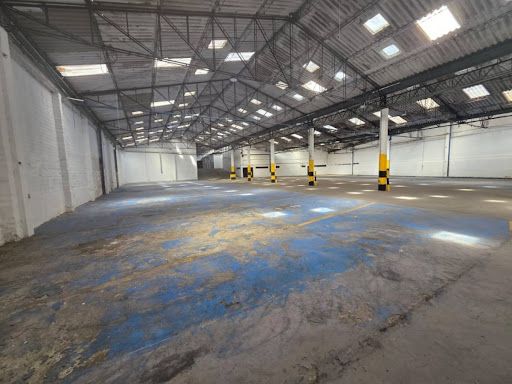 Bodega en arriendo Antioquia Itagüí Zona Industrial 1 2900 m2 Habitaciones 0 Baños 6 Garajes 0 Precio $76000000
