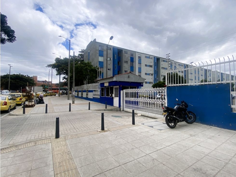 Apartamento en venta Cundinamarca Bogotá Villas De Granada Et I 52 m2 Habitaciones 2 Baños 1 Garajes 0 Precio $220000000