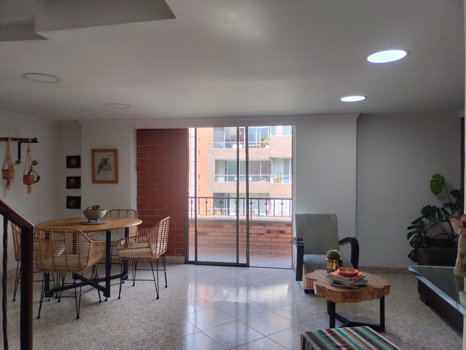 Apartamento en venta Antioquia Envigado Bosques De Zúñiga 137 m2 Habitaciones 3 Baños 3 Garajes 2 Precio $980000000