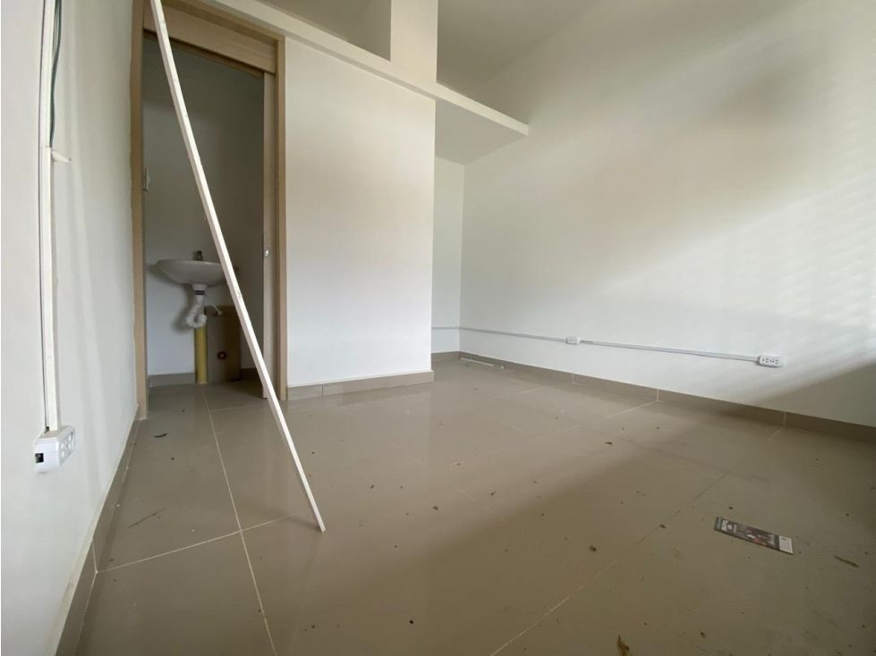 Local en venta Valle Del Cauca Cali Cali 10 m2 Habitaciones 0 Baños 1 Garajes 0 Precio $170000000