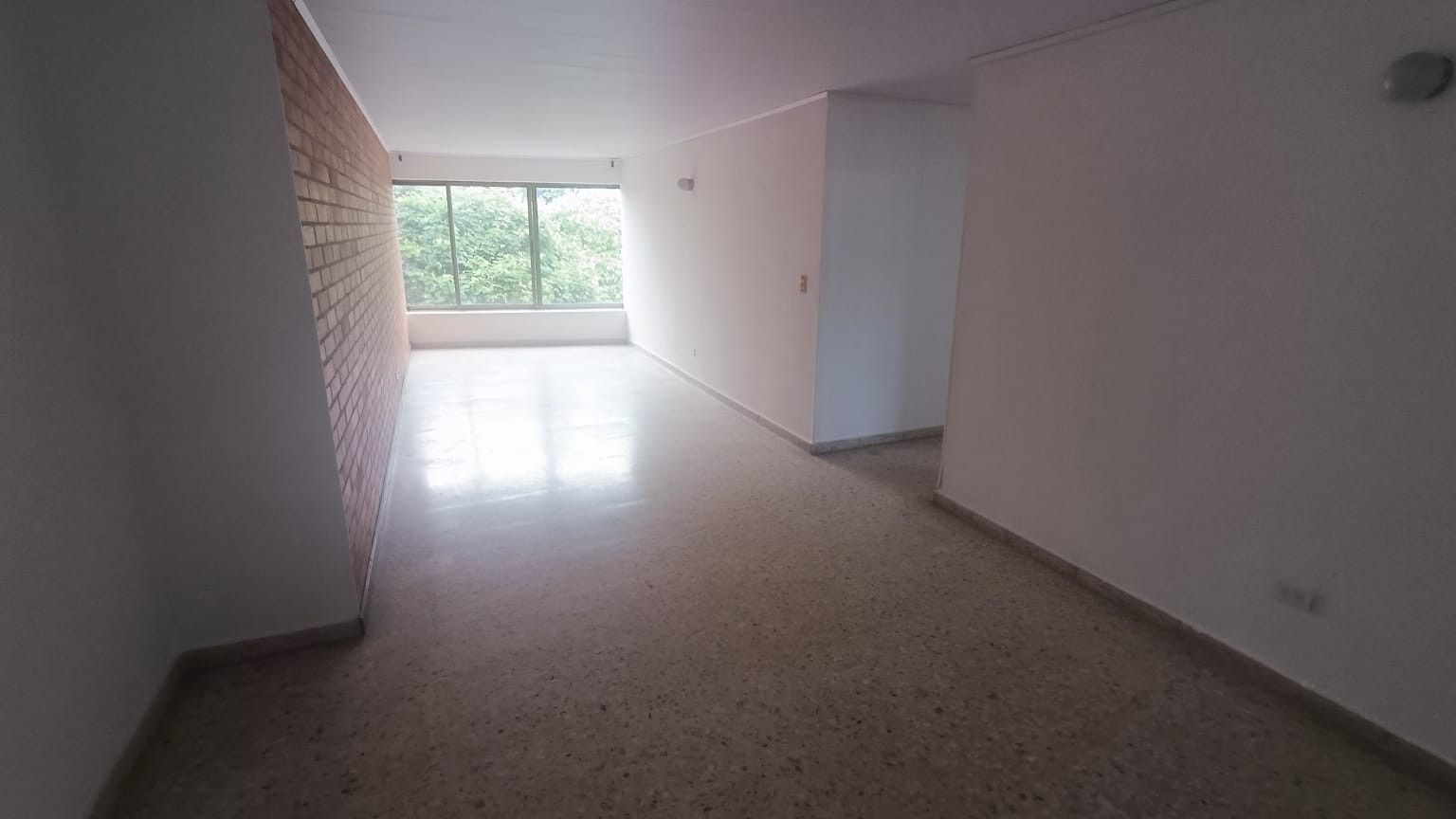Apartamento en arriendo Valle Del Cauca Cali Popular 80 m2 Habitaciones 2 Baños 2 Garajes 0 Precio $1300000