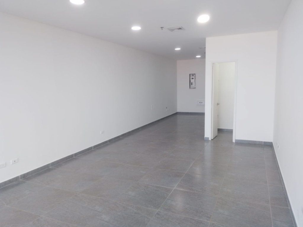 Oficina en arriendo o venta Antioquia Medellín Calle Nueva 46 m2 Habitaciones 0 Baños 1 Garajes 1 Precio venta $565000000 Precio arriendo $4200000