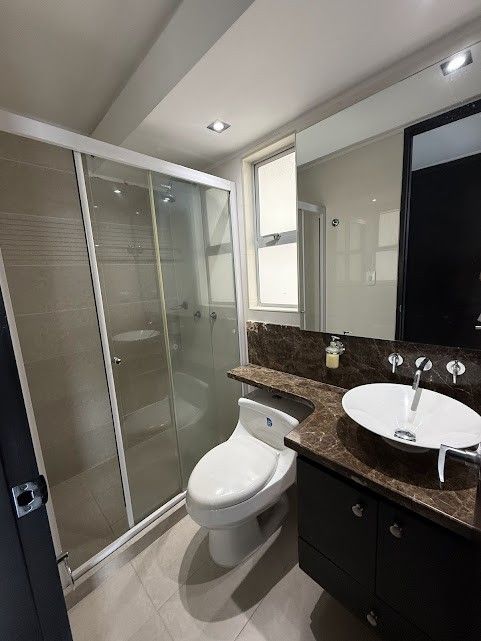 Apartamento en venta Santander Bucaramanga Urbanización Portal Del Cacique 99 m2 Habitaciones 3 Baños 2 Garajes 2 Precio $595000000