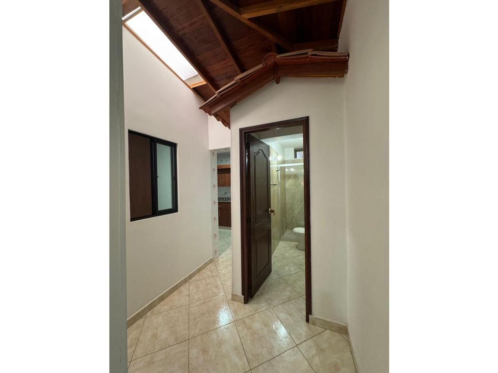 Casa en venta Antioquia Medellín La Floresta 82 m2 Habitaciones 3 Baños 1 Garajes 1 Precio $450000000