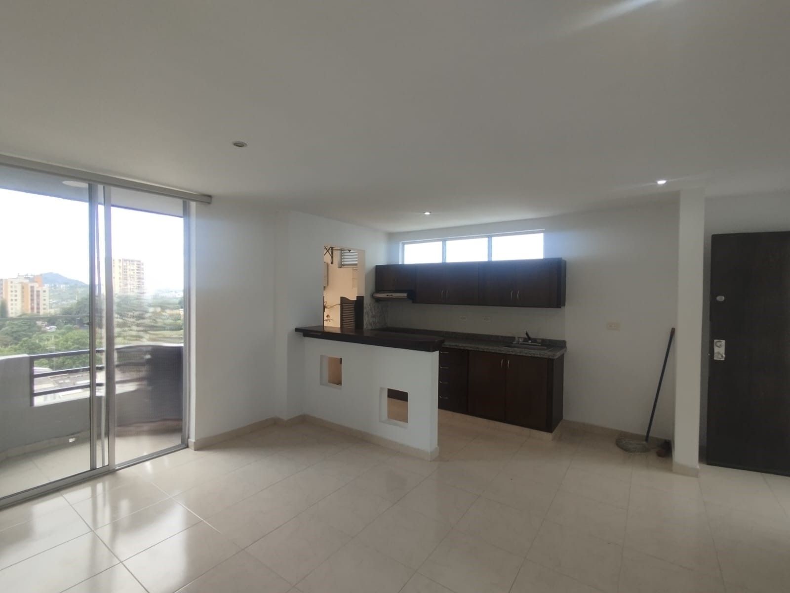 Apartamento en arriendo Risaralda Pereira Rincon De Las Quintas 85 m2 Habitaciones 3 Baños 2 Garajes 1 Precio $2500000