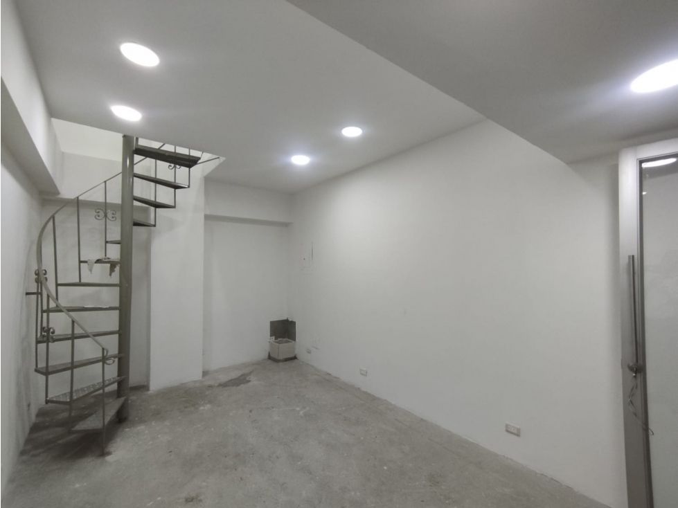 Local en venta Antioquia Medellín Los Alpes 32 m2 Habitaciones 0 Baños 0 Garajes 0 Precio $340000000